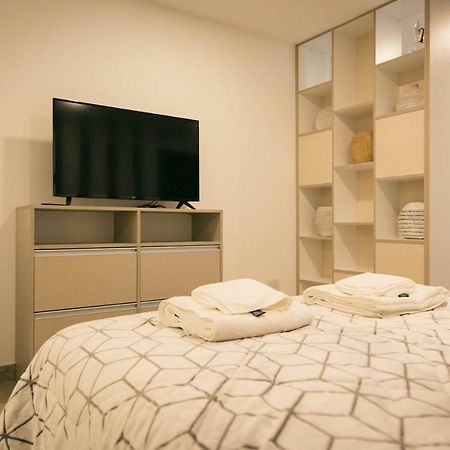 Infinity Plaza Pb Calido Departamento En El Centro De Ushuaia Apartment Bagian luar foto